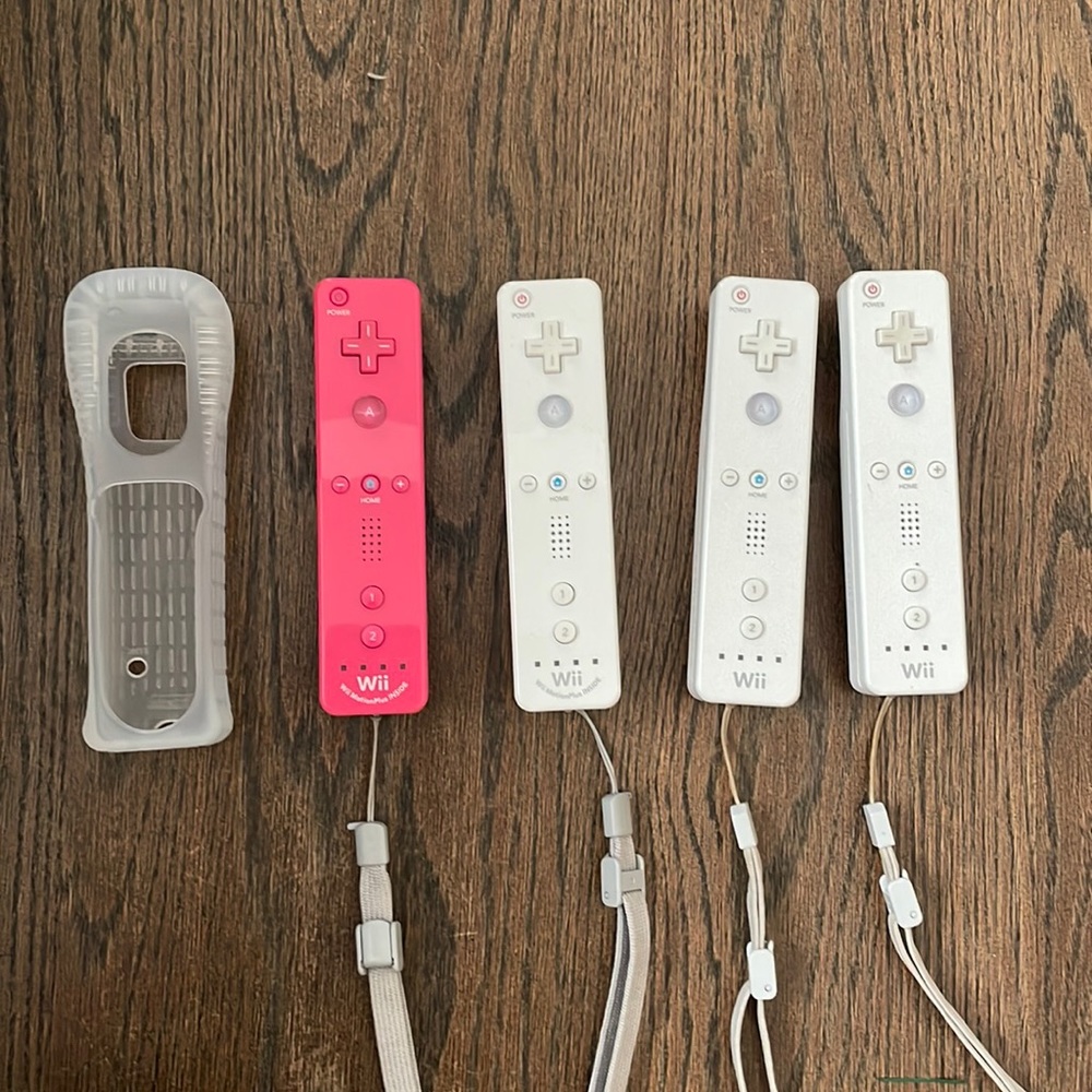 Nintendo wii controllers!